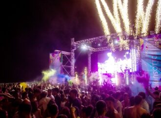 Domenica 13 agosto torna sulla spiaggia del Lido il Festival Summer Holi